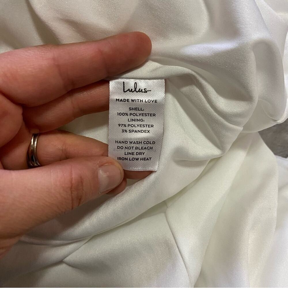 NWOT Lulus Tier to Please White Puff Sleeve Swiss Dot Midi Dress - Picture 3 of 9
